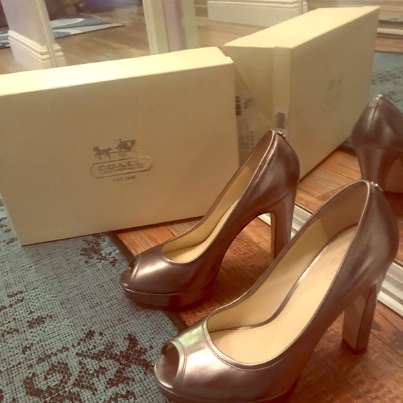 Coach shoes - Picture 1 of 4
